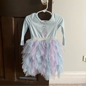 2T Elsa Frozen dress. Worn a handful of times, is in perfect condition.